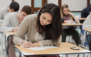 BTS Opticien-lunetier - un arrêté consolide les nouvelles modalités de délivrance du diplôme - photo à la une