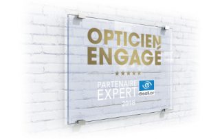 Essilor-Opticien-engage-Campagne-2018-Plaque Expert