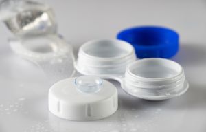 Les orthoptistes peuvent (enfin) primo-prescrire des lentilles